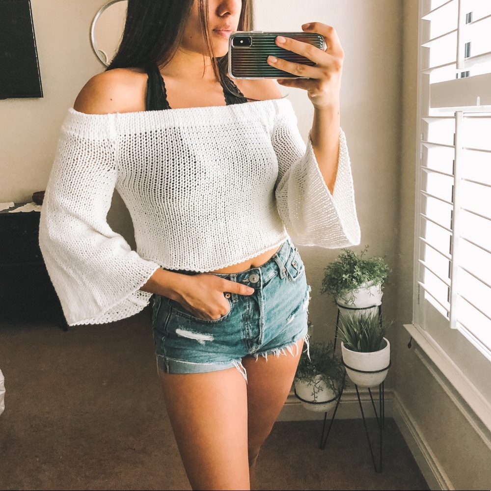 Love and Light The Label Off shoulder Daisy Top